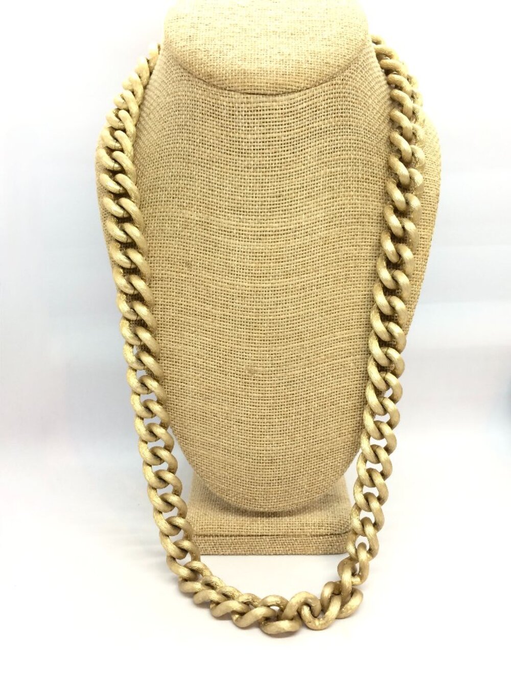 VINTAGE CURB LINK Necklace Chunky Gold Tone Chain Mob Wife Statement